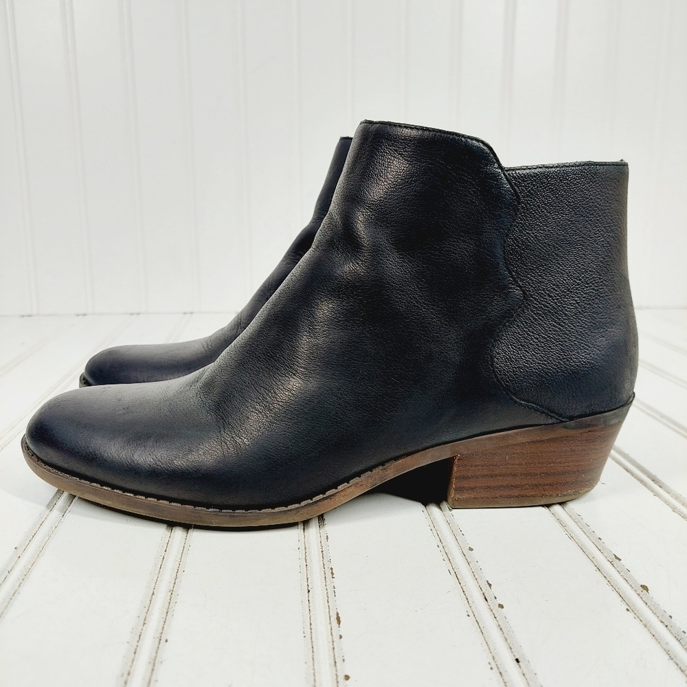 Crown Vintage Beatrix Black Leather Slip On Block Heel Ankle Boots D937